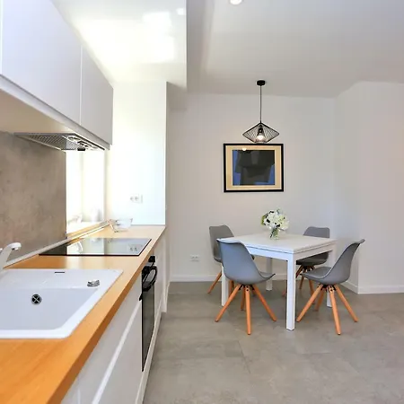 Apartment Lotos