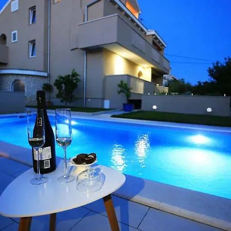 Lotos Apartment *