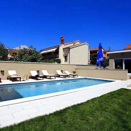 Apartment Lotos Zadar