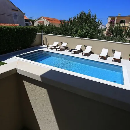 Lotos Apartment