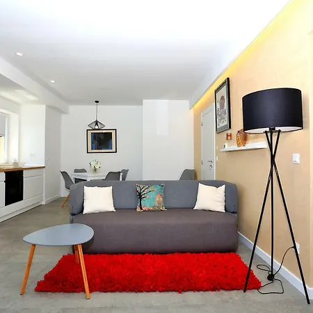 Apartment Lotos *
