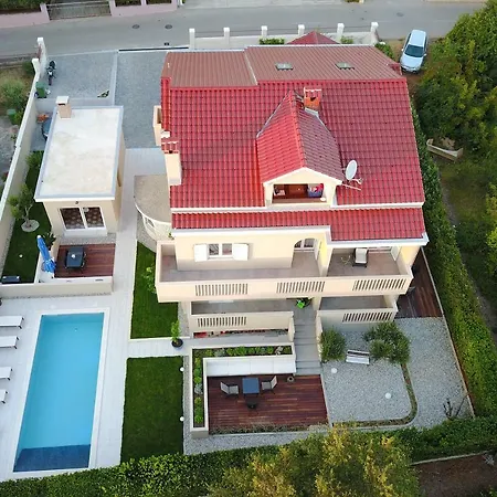 Apartment Lotos Zadar