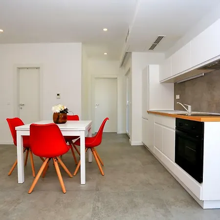 Apartment Lotos *