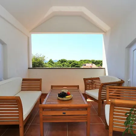 Lotos Apartment