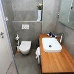 Lotos 扎达尔