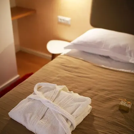 Апартаменты Lotos