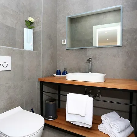 Апартаменты Lotos